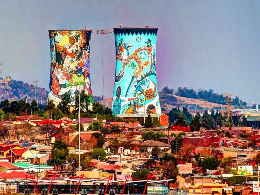 Herencia de Soweto y aventura en el Parque de Leones – 1 día